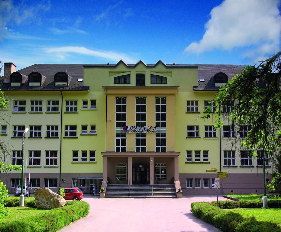 Hotel Skalka Раецке-Теплице Экстерьер фото